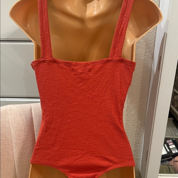 Madewell Ribbed Red Bodysuit - Picture 2 of 3